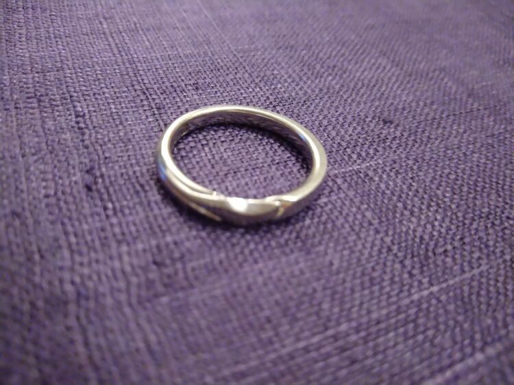 俄  唐花（金・貴金属）の商品画像 - 査定依頼日：2025年10月5日 - 最高査定価格：20,000円