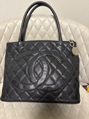 シャネル　復刻トート（ブランドバッグ）の商品画像 - 査定依頼日：2025年11月27日 - 最高査定価格：140,000円