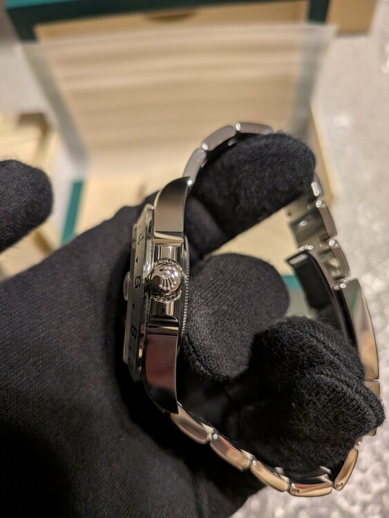 エクスプローラーⅡ（高級時計）の商品画像 - 査定依頼日：2026年2月7日 - 最高査定価格：1,800,000円