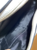 LOEWE ハンドバッグ　白（ブランドバッグ）の商品画像 - 査定依頼日：2020年8月9日 - 最高査定価格：5,000円