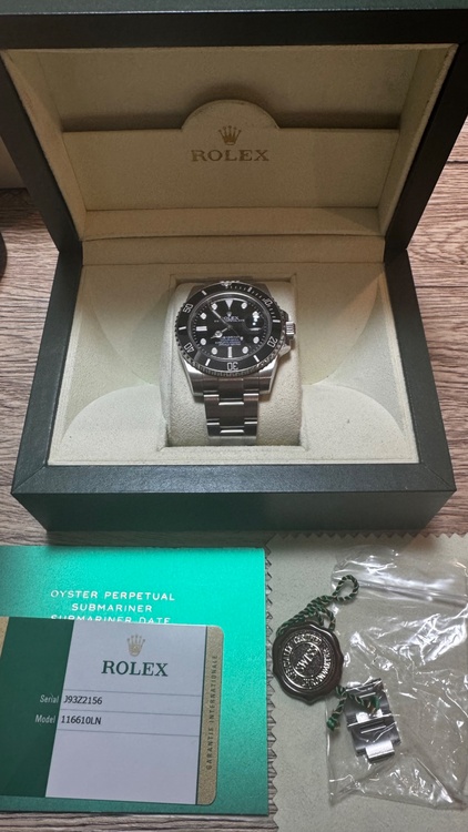 ロレックス サブマリーナー ロ 116610LN（高級時計）の商品画像 - 査定依頼日：2026年4月25日 - 最高査定価格：1,950,000円