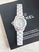 シャネル J12 （高級時計）の商品画像 - 査定依頼日：2025年9月30日 - 最高査定価格：300,000円