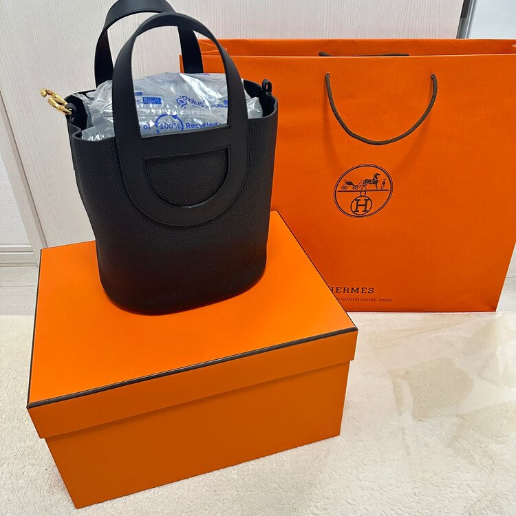 インザループ23（ブランドバッグ）の商品画像 - 査定依頼日：2025年4月28日 - 最高査定価格：550,000円