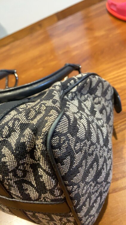 ディオール  （ブランドバッグ）の商品画像 - 査定依頼日：2025年3月4日 - 最高査定価格：60,000円