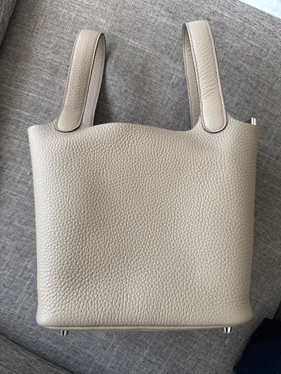 ピコタン PM シルバー金具 ベージュマルファ（ブランドバッグ）の商品画像 - 査定依頼日：2025年6月21日 - 最高査定価格：600,000円