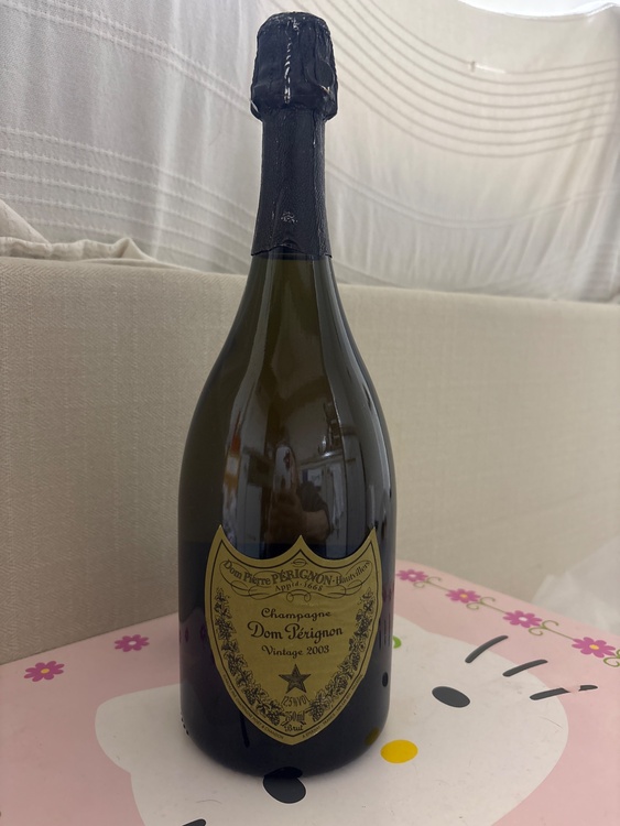 シャンパン ドン・ペリニヨン （お酒）の商品画像 - 査定依頼日：2025年12月25日 - 最高査定価格：17,000円