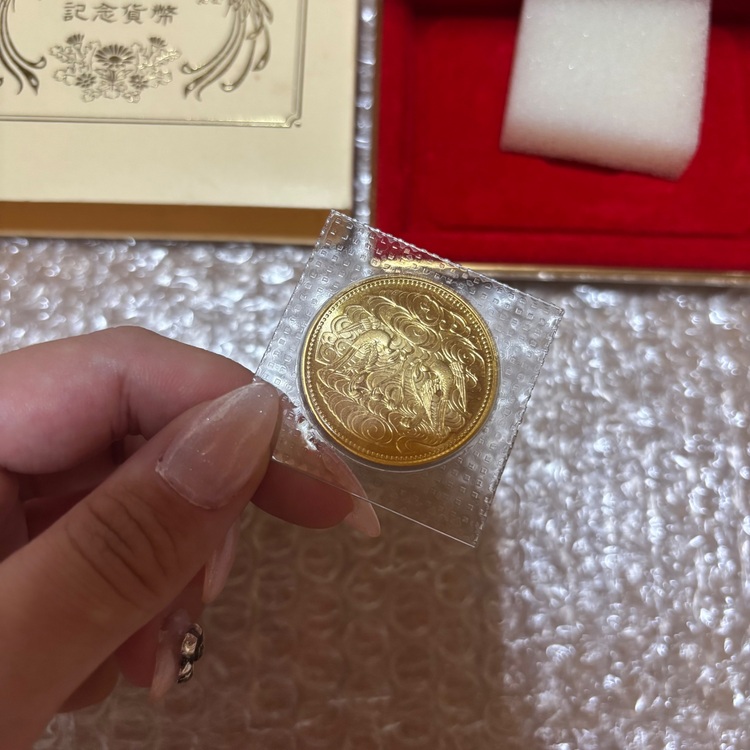 天皇陛下御即位記念1万円金貨（金・貴金属）の商品画像 - 査定依頼日：2025年9月10日 - 最高査定価格：367,000円