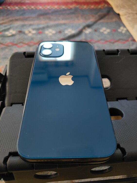 iPhone 12 64GB Softbank（スマホ）の商品画像 - 査定依頼日：2026年5月4日 - 最高査定価格：24,000円