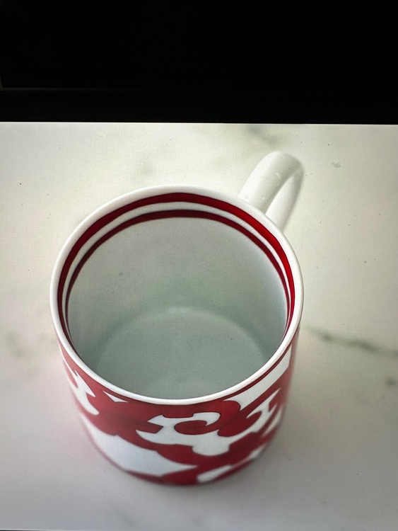 HERMES マグカップ300mlバルコン・デュ・ガダルキヴィール011031P（食器）の商品画像 - 査定依頼日：2026年3月3日 - 最高査定価格：100,000円