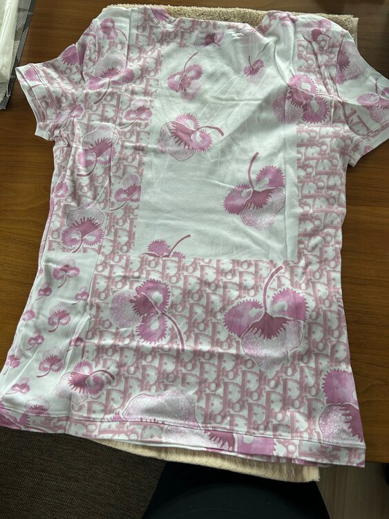 洋服（古着・ファッション）の商品画像 - 査定依頼日：2025年3月28日 - 最高査定価格：25,000円