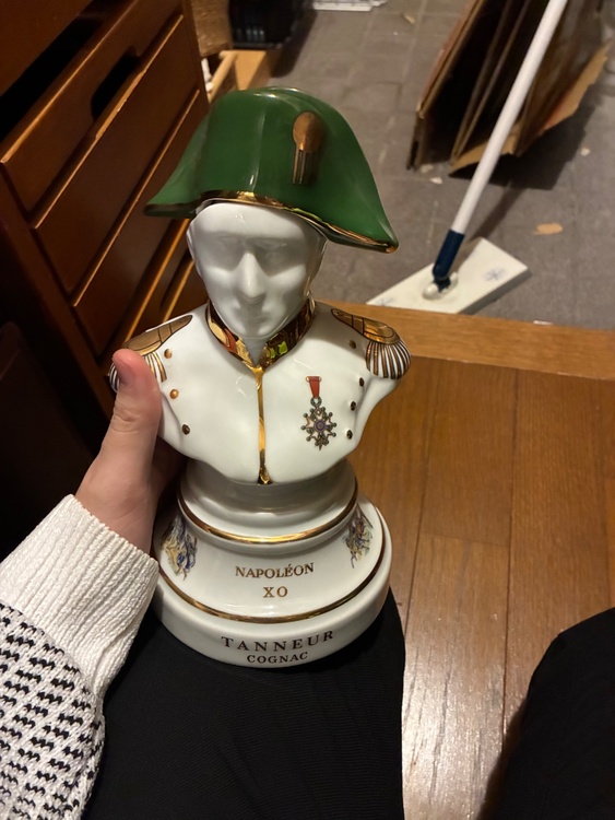 TANNEUR（タヌール） NAPOLÉON XO COGNAC（お酒）の商品画像 - 査定依頼日：2026年1月7日 - 最高査定価格：800円