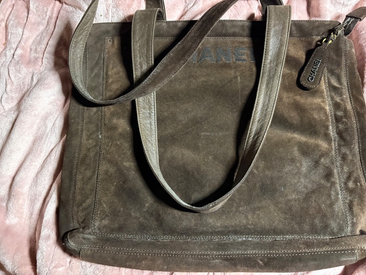CHANEL スエードバッグ（ブランドバッグ）の商品画像 - 査定依頼日：2026年1月25日 - 最高査定価格：40,000円