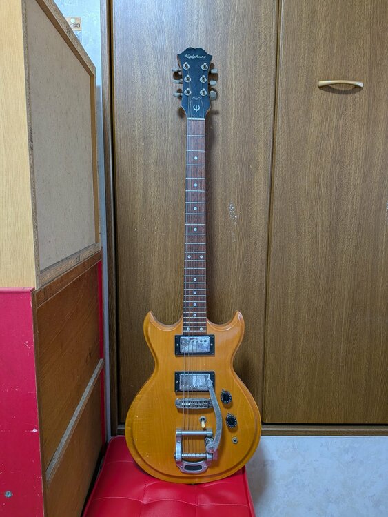 Epiphone（ピアノ・楽器・PA機材）の商品画像 - 査定依頼日：2026年10月18日 - 最高査定価格：43,000円