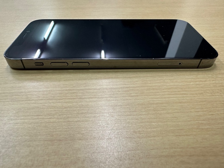iPhone12pro256GBsimフリー（スマホ）の商品画像 - 査定依頼日：2026年8月21日 - 最高査定価格：36,000円