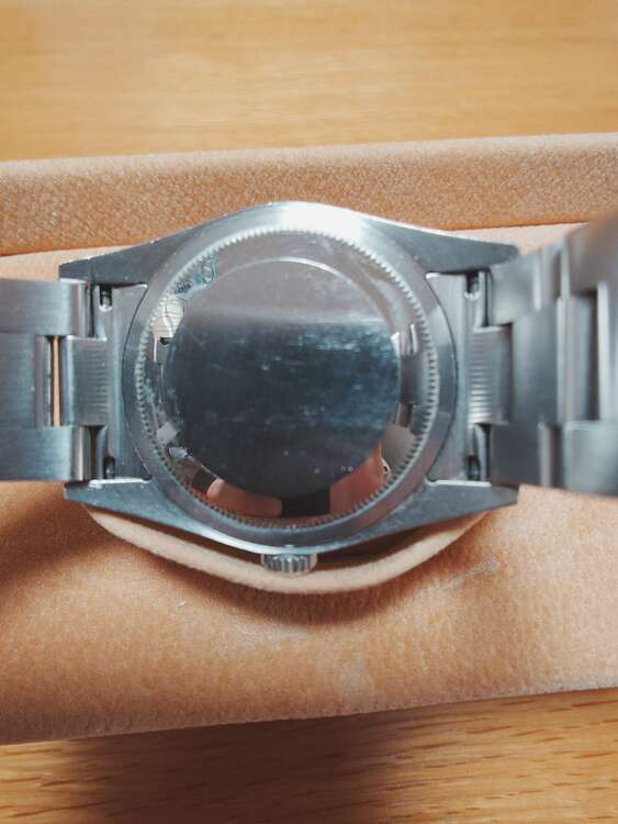 ロレックス エクスプローラー 114270（高級時計）の商品画像 - 査定依頼日：2025年4月23日 - 最高査定価格：800,000円