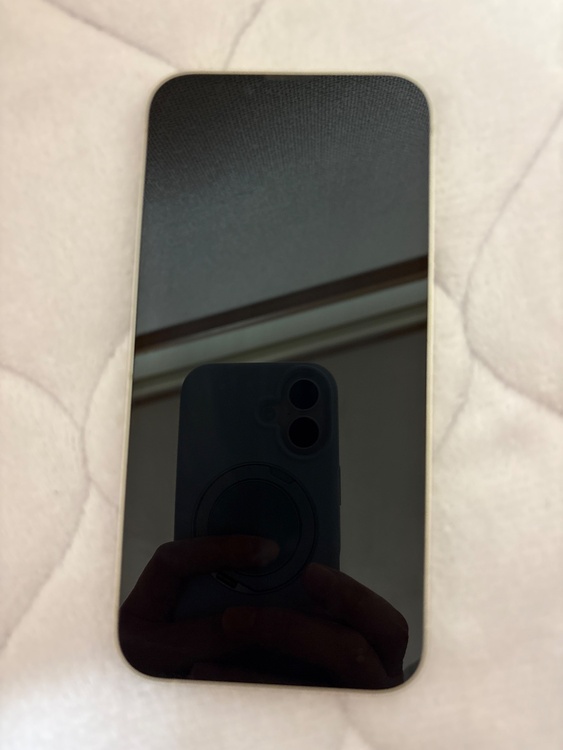 iPhone13（スマホ）の商品画像 - 査定依頼日：2026年1月25日 - 最高査定価格：33,000円