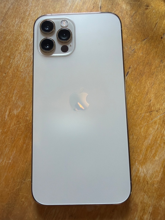 iPhone 12 Pro 128GB SIMフリー（スマホ）の商品画像 - 査定依頼日：2026年4月13日 - 最高査定価格：36,000円