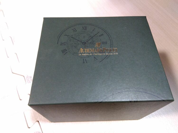 オーデマピゲ その他 （高級時計）の商品画像 - 査定依頼日：2025年8月15日 - 最高査定価格：1,200,000円
