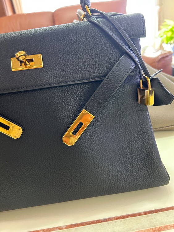 エルメス ケリー （ブランドバッグ）の商品画像 - 査定依頼日：2025年10月9日 - 最高査定価格：1,400,000円