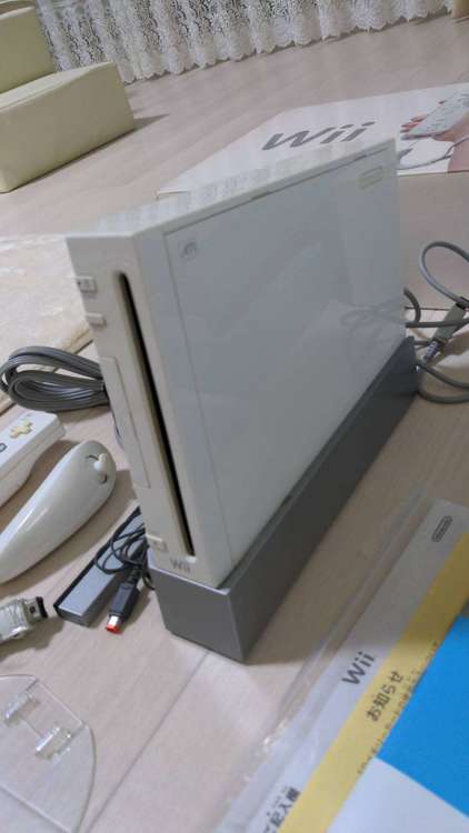 Wii本体 RVL-001(JPN)（ゲーム機本体・ゲームソフト）の商品画像 - 査定依頼日：2023年2月10日