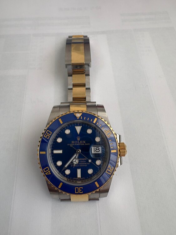 ロレックス サブマリーナー 116613Lb（高級時計）の商品画像 - 査定依頼日：2025年2月13日 - 最高査定価格：3,100,000円