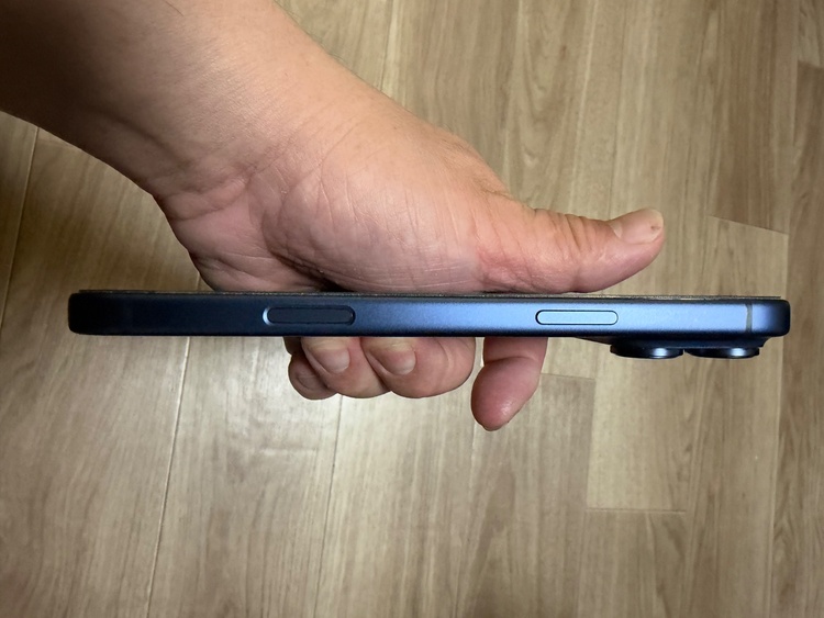 iPhone iPhone 17 Pro Max 1TB SIMフリー（スマホ）の商品画像 - 査定依頼日：2026年10月14日 - 最高査定価格：219,000円