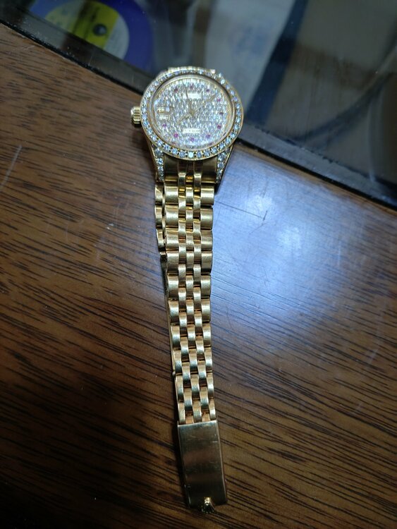 ロレックス デイトジャスト 75（高級時計）の商品画像 - 査定依頼日：2026年3月30日 - 最高査定価格：3,000,000円