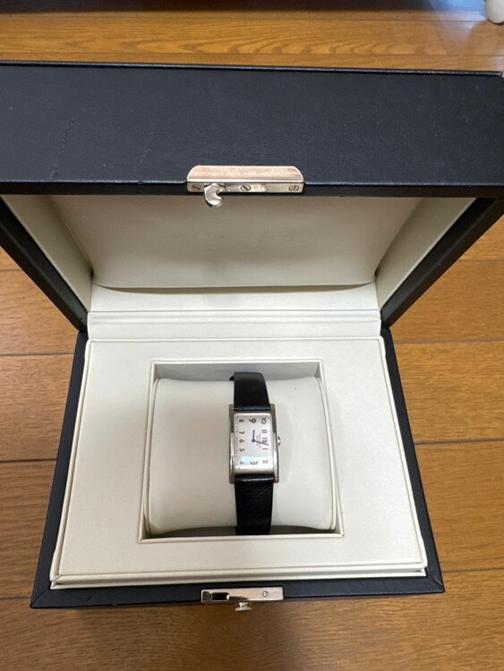 【TIFFANY&Co.】ティファニー イーストウエストミニ（高級時計）の商品画像 - 査定依頼日：2025年3月21日 - 最高査定価格：150,000円