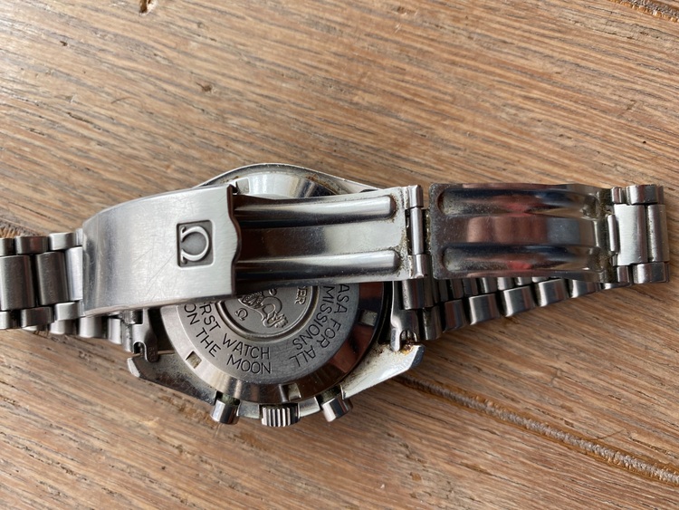 オメガ スピードマスター （高級時計）の商品画像 - 査定依頼日：2025年6月6日 - 最高査定価格：500,000円