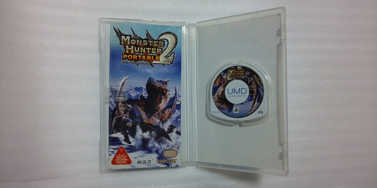 モンスターハンター ポータブル2nd（ゲーム機本体・ゲームソフト）の商品画像 - 査定依頼日：2021年10月18日 - 最高査定価格：10円