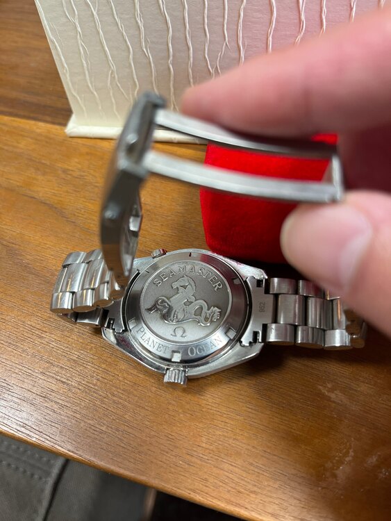 オメガ シーマスター 2201500（高級時計）の商品画像 - 査定依頼日：2025年4月6日 - 最高査定価格：500,000円