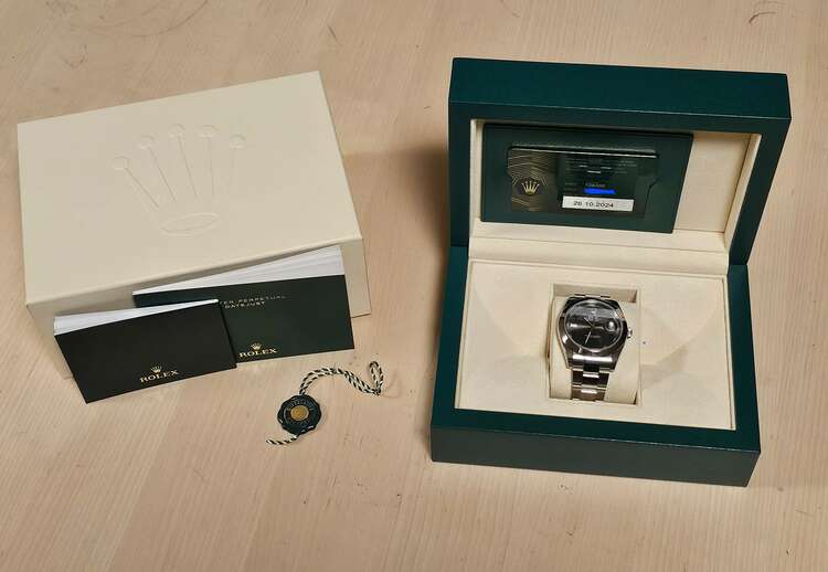 ロレックス デイトジャスト 126300（高級時計）の商品画像 - 査定依頼日：2025年5月2日 - 最高査定価格：1,470,000円