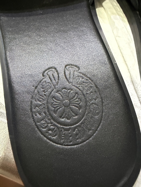 サンダル（古着・ファッション）の商品画像 - 査定依頼日：2026年8月6日 - 最高査定価格：30,000円