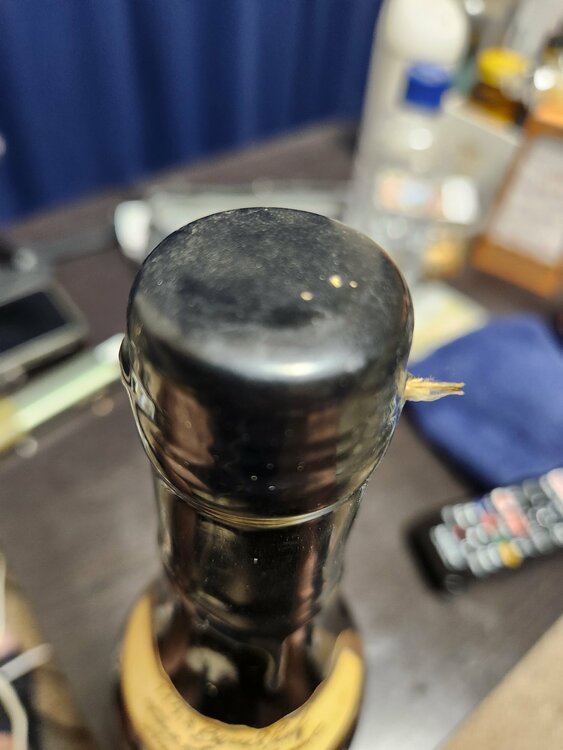 ウイスキー オールドセントニック （お酒）の商品画像 - 査定依頼日：2026年5月1日 - 最高査定価格：330,000円