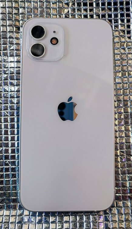 iPhone12（スマホ）の商品画像 - 査定依頼日：2026年5月30日 - 最高査定価格：22,000円