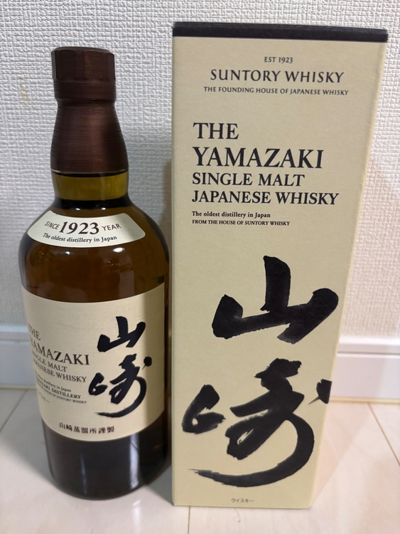 ウイスキー サントリー山崎 （お酒）の商品画像 - 査定依頼日：2025年9月28日 - 最高査定価格：8,500円