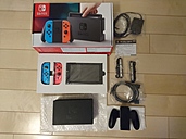 Nintendo Switch本体 /Joy-Con(L) ネオンブルー/(R)