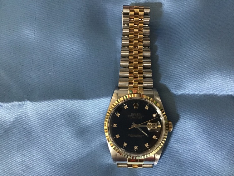 デイトジャスト　コンビ　10Pダイヤ　BK（高級時計）の商品画像 - 査定依頼日：2025年6月24日 - 最高査定価格：1,100,000円