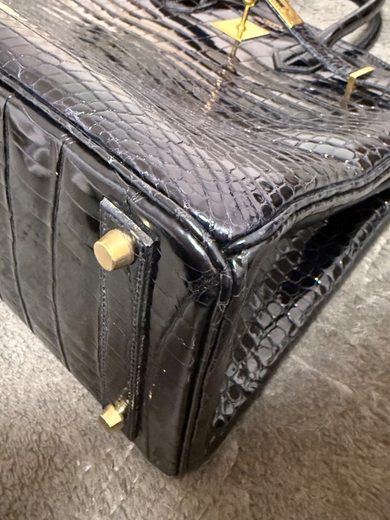 ポロサスオータクロア32（ブランドバッグ）の商品画像 - 査定依頼日：2025年12月7日 - 最高査定価格：3,000,000円