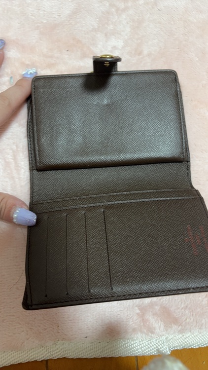 LOUIS VUITTON　ダミエ　ポルトフォイユ ヴィエノワ　二つ折り がま口（ブランド財布・小物）の商品画像 - 査定依頼日：2025年7月31日 - 最高査定価格：12,000円