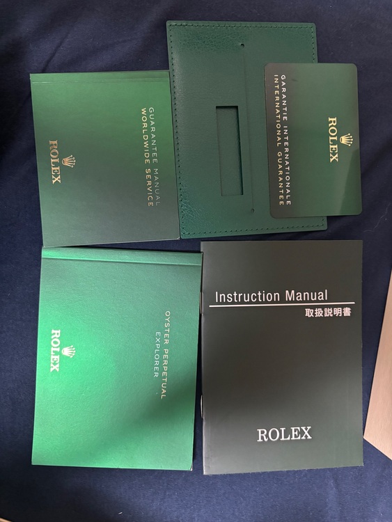 ロレックス エクスプローラー 214270（高級時計）の商品画像 - 査定依頼日：2025年11月30日 - 最高査定価格：1,160,000円