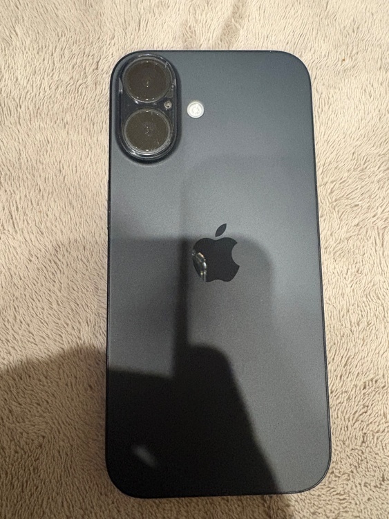 iPhone iPhone 16 512GB SIMフリー（スマホ）の商品画像 - 査定依頼日：2026年9月11日 - 最高査定価格：107,000円