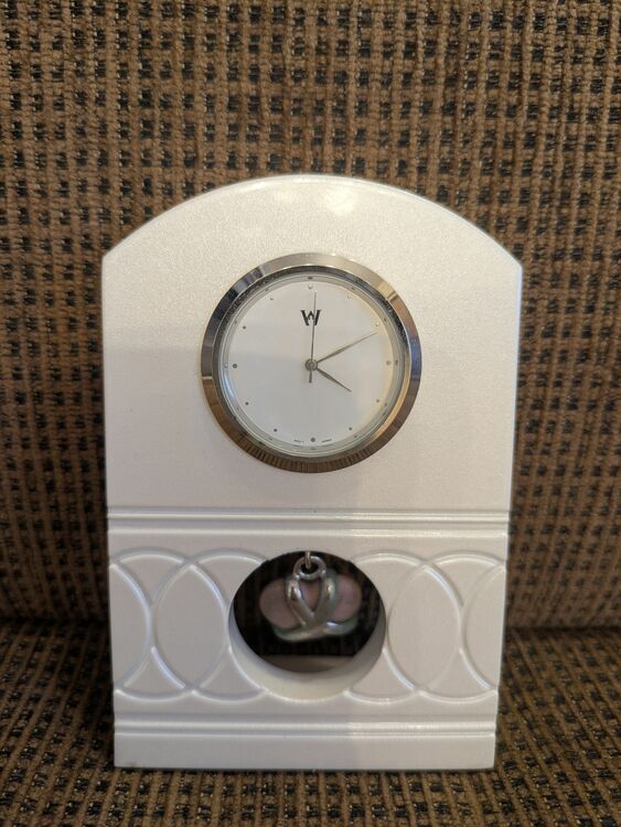 ウェッジウッド置き時計（ブランド財布・小物）の商品画像 - 査定依頼日：2025年9月27日 - 最高査定価格：1,000円