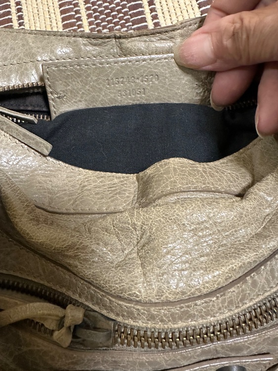 バレンシアガ　ザシティ（ブランドバッグ）の商品画像 - 査定依頼日：2025年7月26日 - 最高査定価格：80,000円