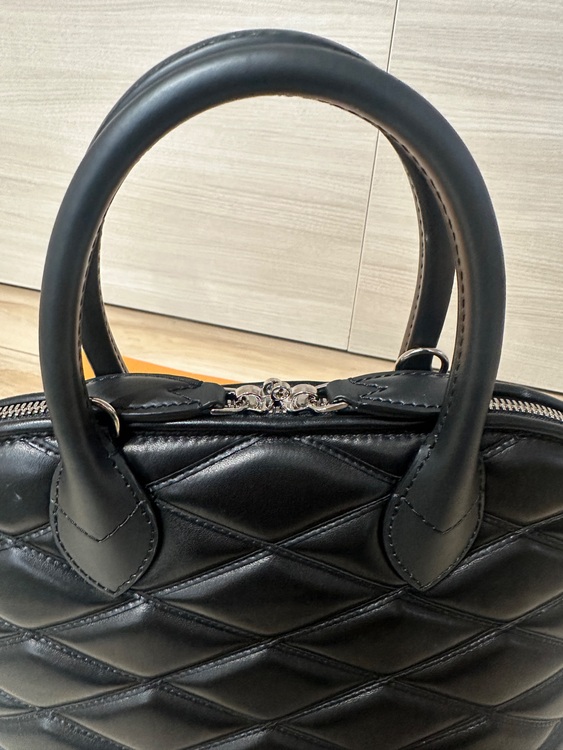 ルイヴィトン：M50321/アルマPM/ショルダーストラップ/クロシェット/パド（ブランドバッグ）の商品画像 - 査定依頼日：2025年7月27日 - 最高査定価格：250,000円