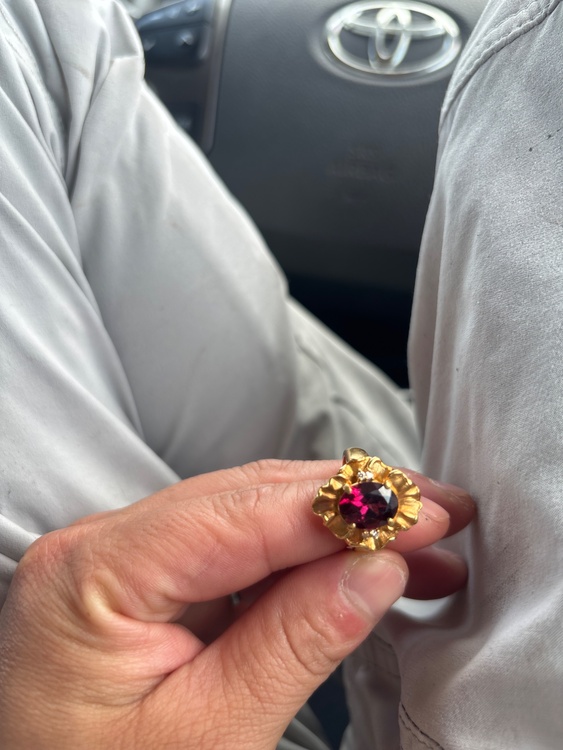 不明（金・貴金属）の商品画像 - 査定依頼日：2026年3月23日 - 最高査定価格：200,000円