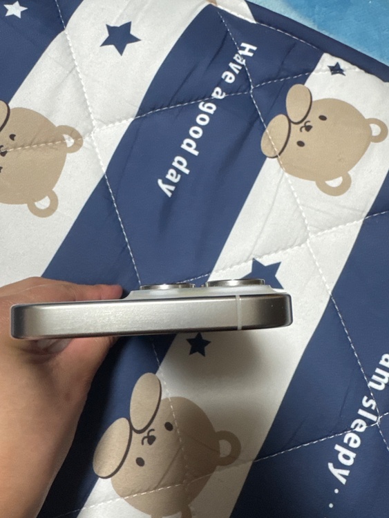 iPhone 15 Pro 256GB docomo（スマホ）の商品画像 - 査定依頼日：2026年2月28日 - 最高査定価格：81,000円