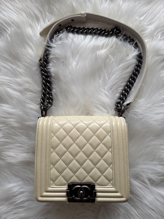 CHANEL ボーイシャネル　白（ブランドバッグ）の商品画像 - 査定依頼日：2026年7月7日 - 最高査定価格：710,000円