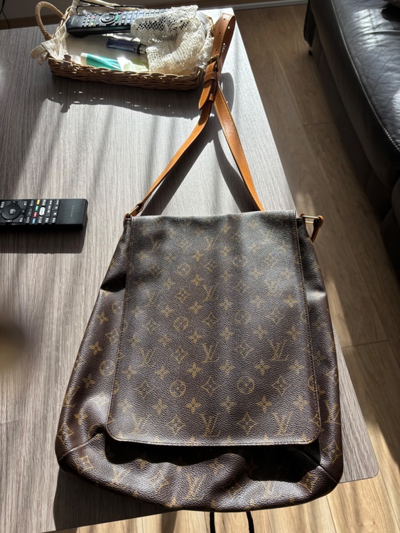 ルイヴィトン モノグラム （ブランドバッグ）の商品画像 - 査定依頼日：2026年3月4日 - 最高査定価格：80,000円