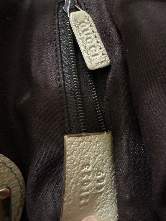 グッチ  （ブランドバッグ）の商品画像 - 査定依頼日：2026年1月20日 - 最高査定価格：40,000円